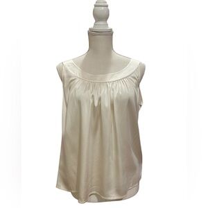 ST. JOHN Silk Scoop Neck Sleeveless Shell Top in Cream Off-White Size Large